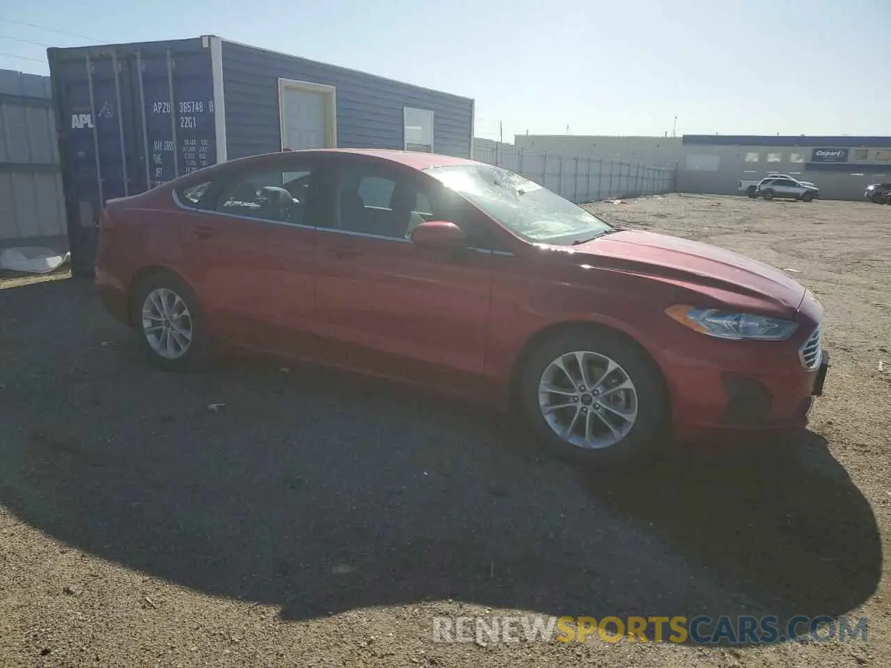 4 Photograph of a damaged car 3FA6P0HD5LR225098 FORD FUSION 2020