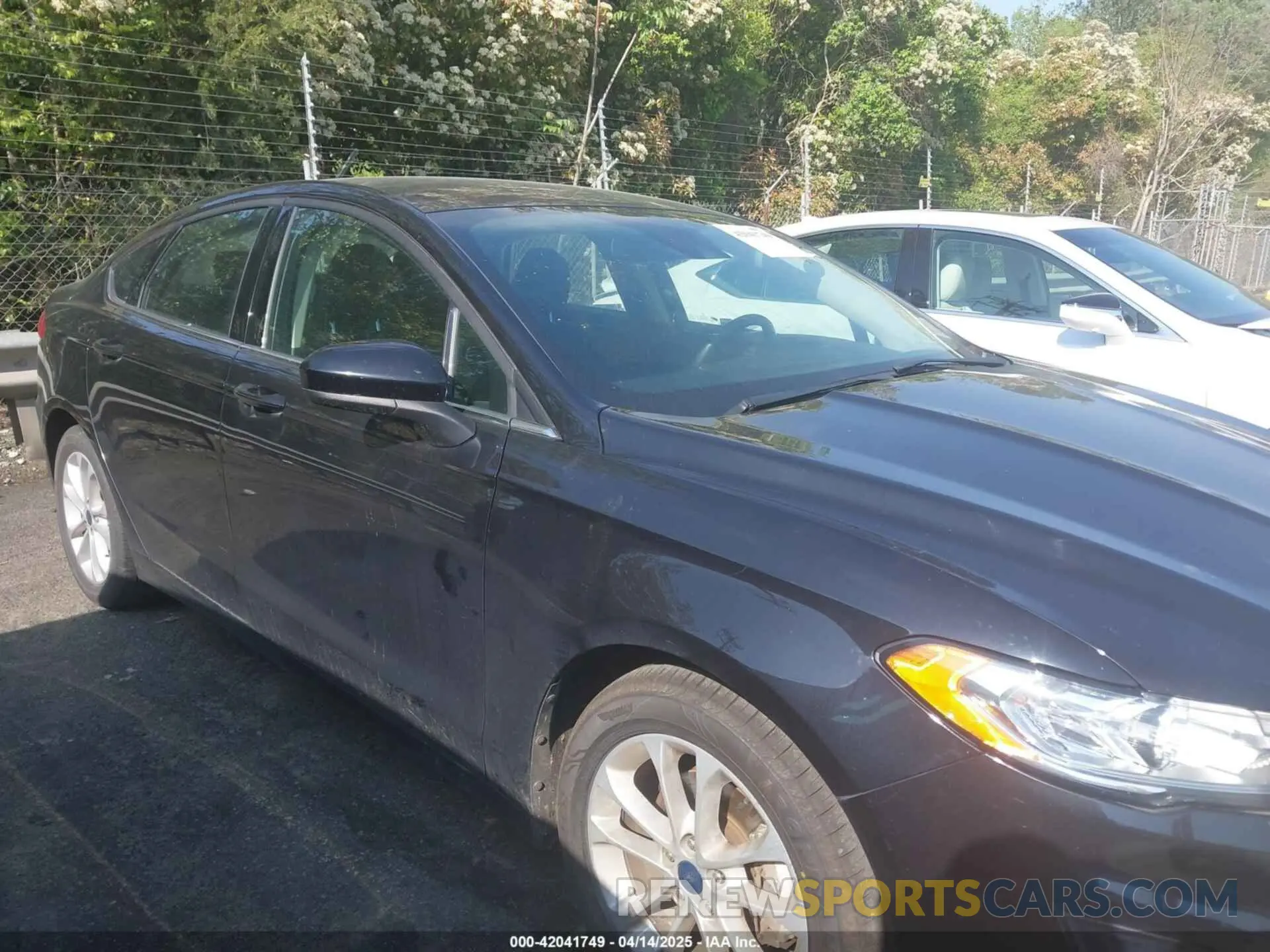 13 Фотография поврежденного автомобиля 3FA6P0HD5LR250275 FORD FUSION 2020