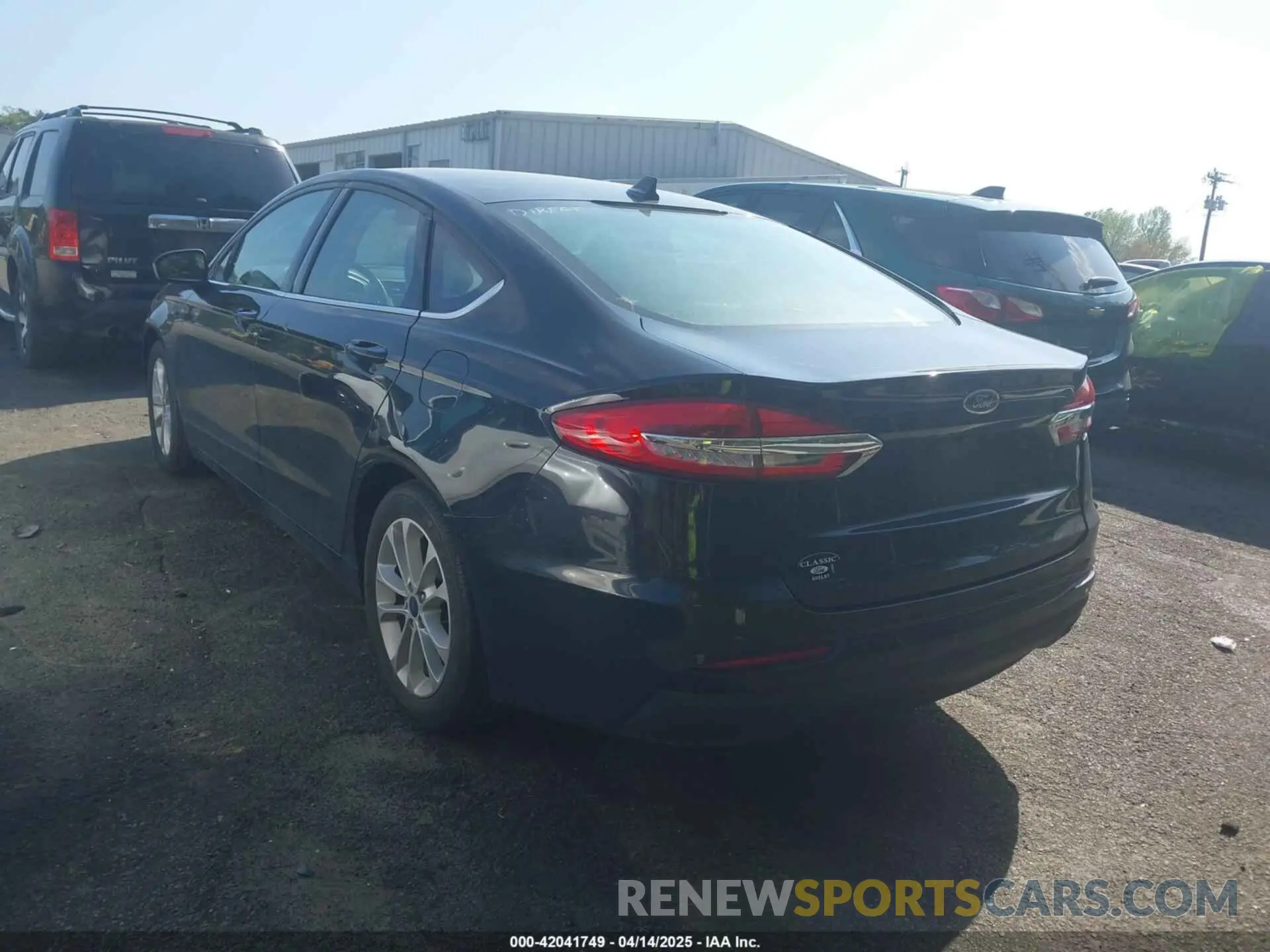 3 Фотография поврежденного автомобиля 3FA6P0HD5LR250275 FORD FUSION 2020