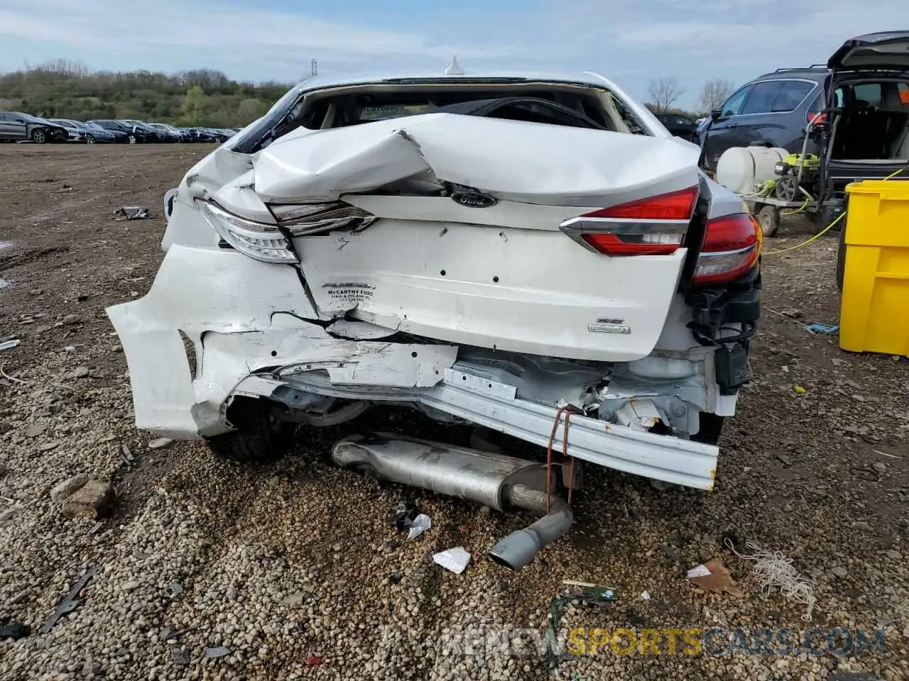 6 Photograph of a damaged car 3FA6P0HD5LR254469 FORD FUSION 2020