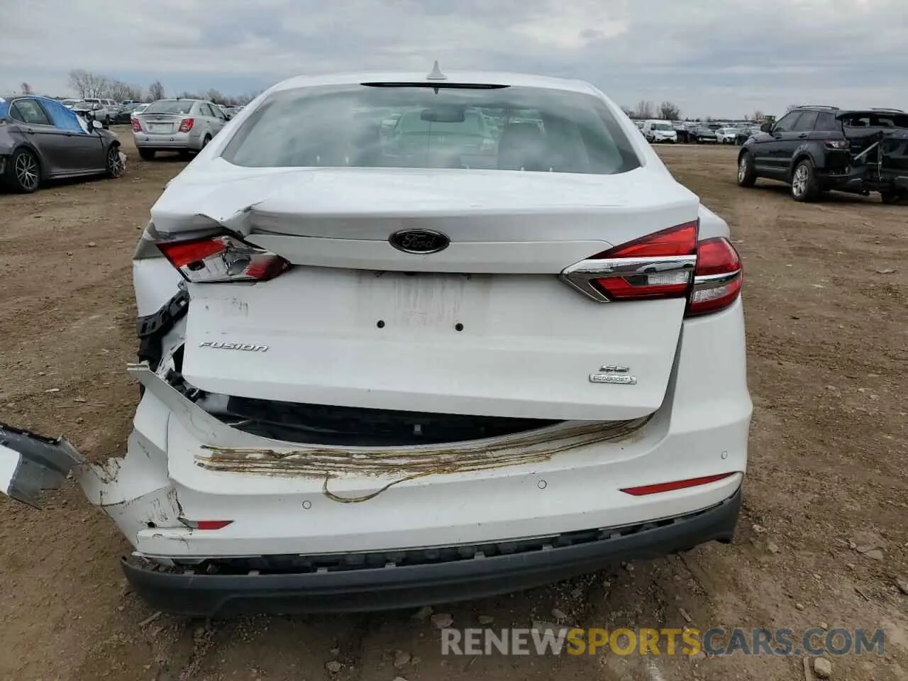 6 Фотография поврежденного автомобиля 3FA6P0HD5LR255590 FORD FUSION 2020