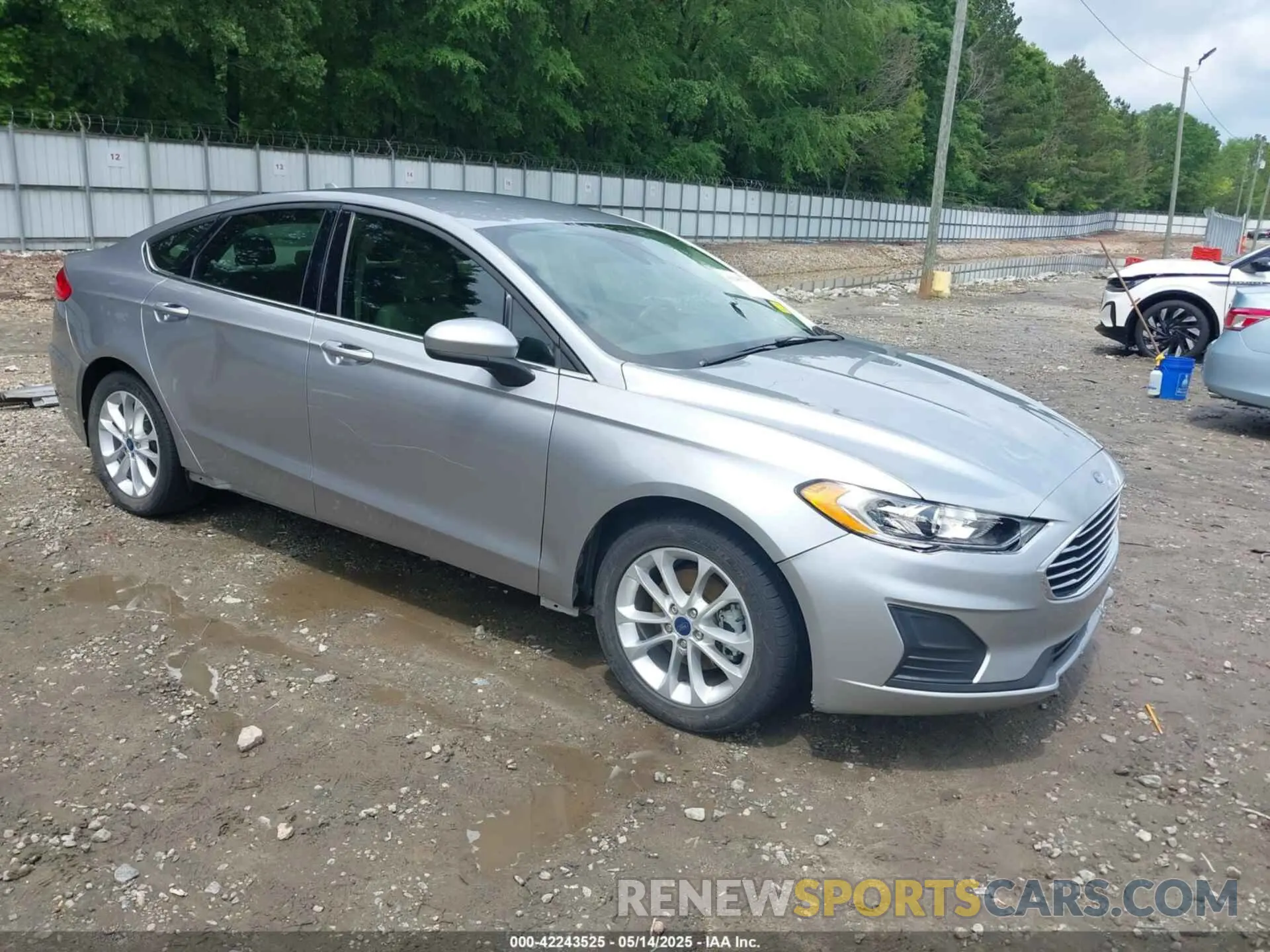 1 Фотография поврежденного автомобиля 3FA6P0HD5LR262877 FORD FUSION 2020