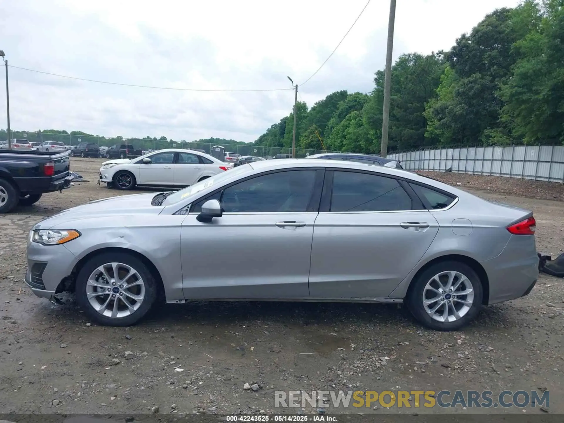 15 Фотография поврежденного автомобиля 3FA6P0HD5LR262877 FORD FUSION 2020