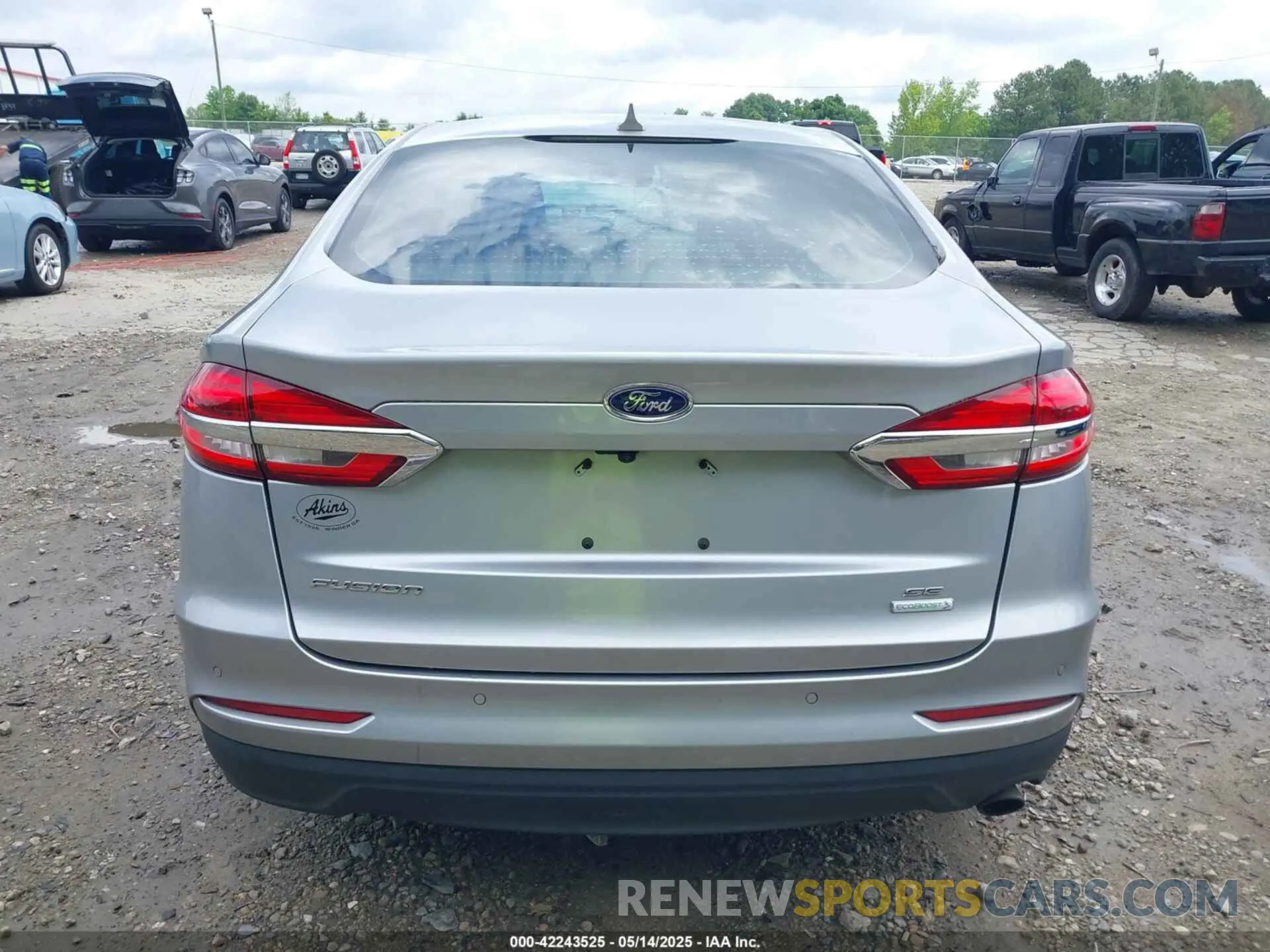 17 Фотография поврежденного автомобиля 3FA6P0HD5LR262877 FORD FUSION 2020