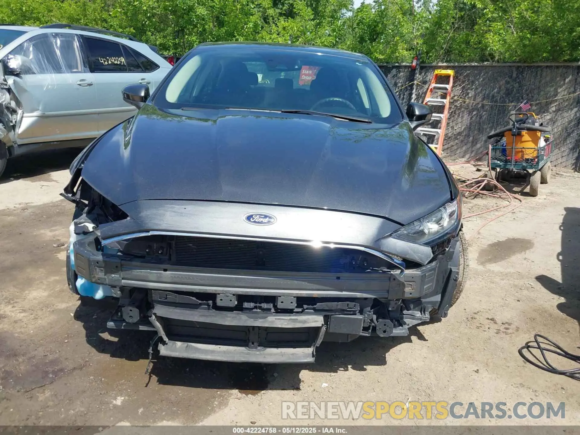 6 Photograph of a damaged car 3FA6P0HD6LR126659 FORD FUSION 2020