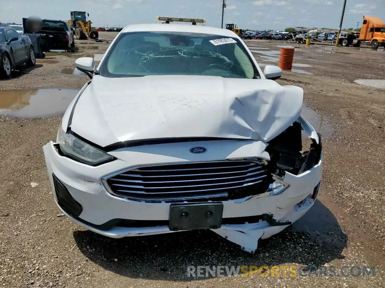 5 Photograph of a damaged car 3FA6P0HD6LR168572 FORD FUSION 2020