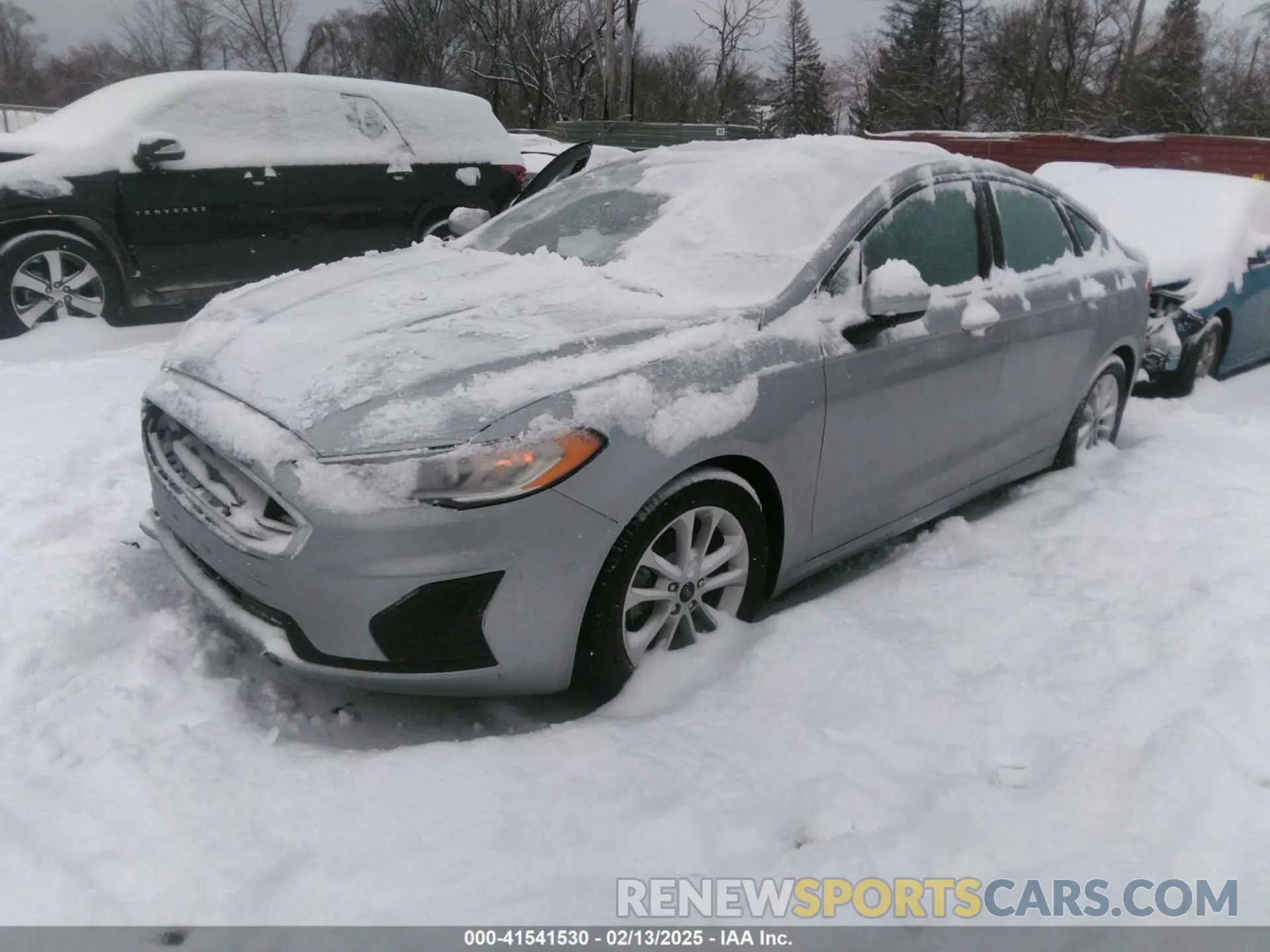 2 Photograph of a damaged car 3FA6P0HD6LR186599 FORD FUSION 2020