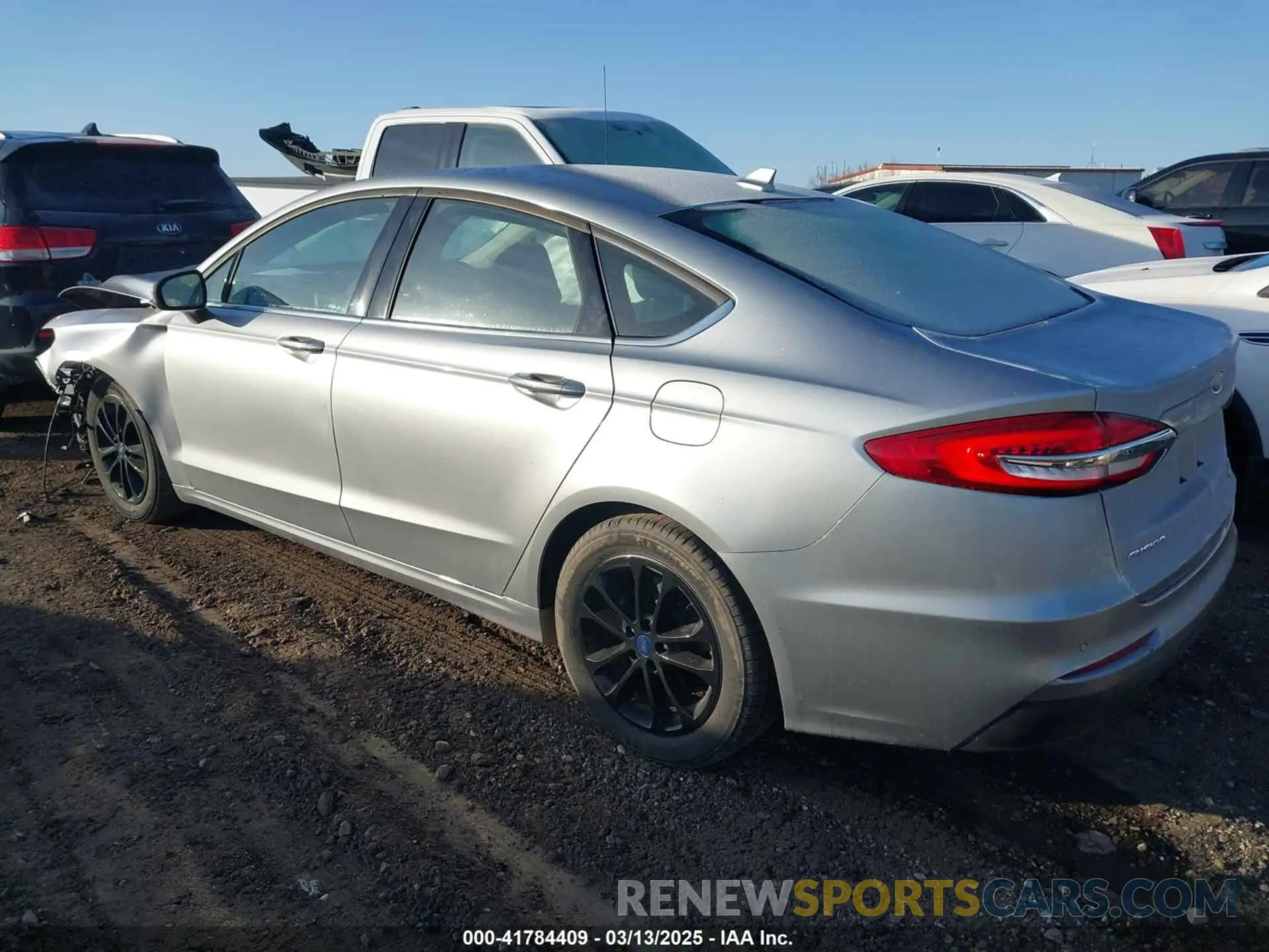 3 Фотография поврежденного автомобиля 3FA6P0HD6LR222565 FORD FUSION 2020