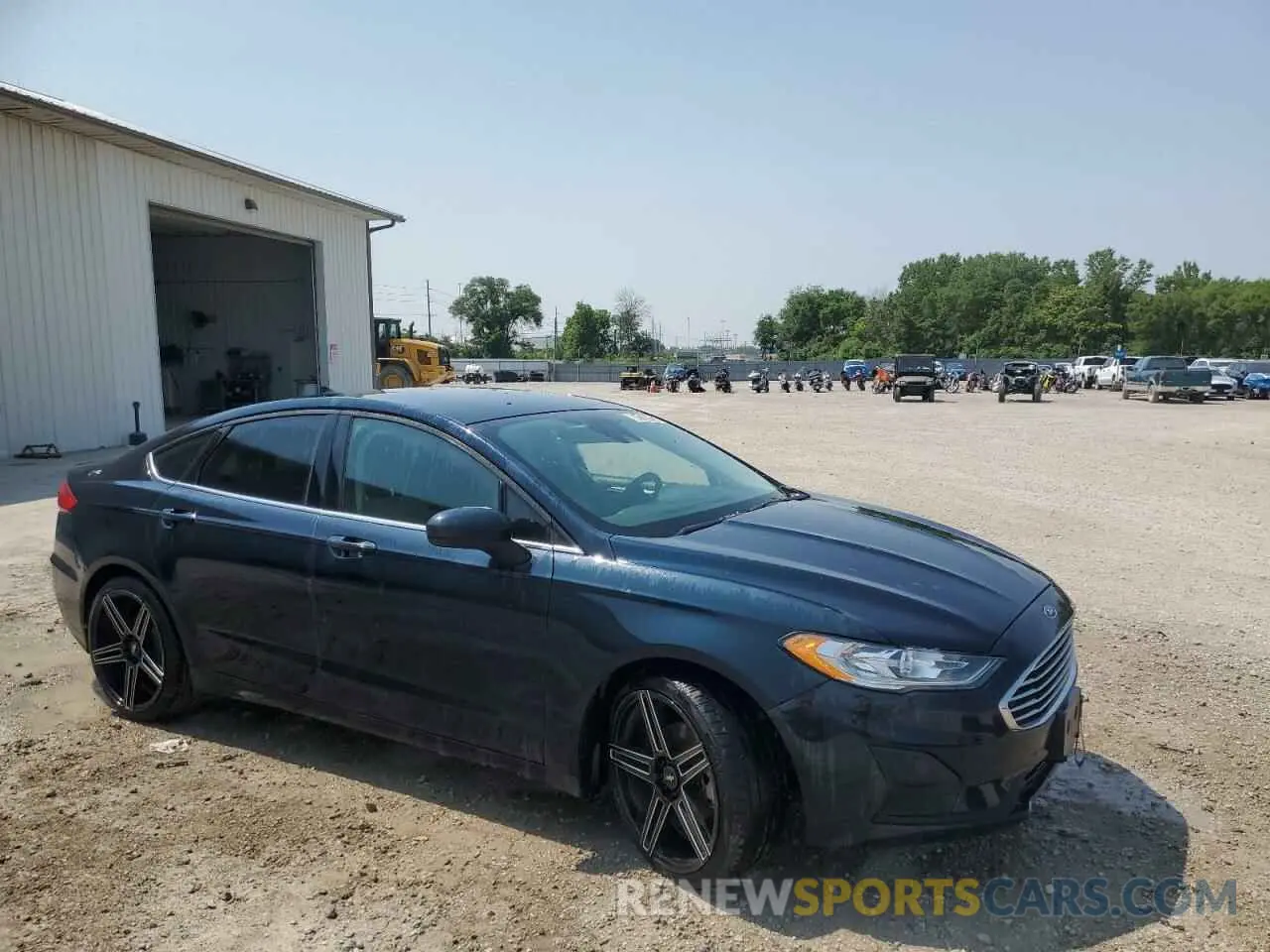 4 Photograph of a damaged car 3FA6P0HD6LR228317 FORD FUSION 2020
