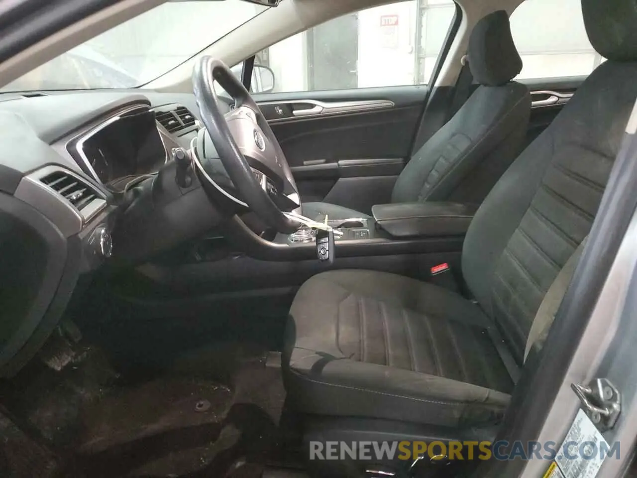 7 Фотография поврежденного автомобиля 3FA6P0HD6LR235199 FORD FUSION 2020