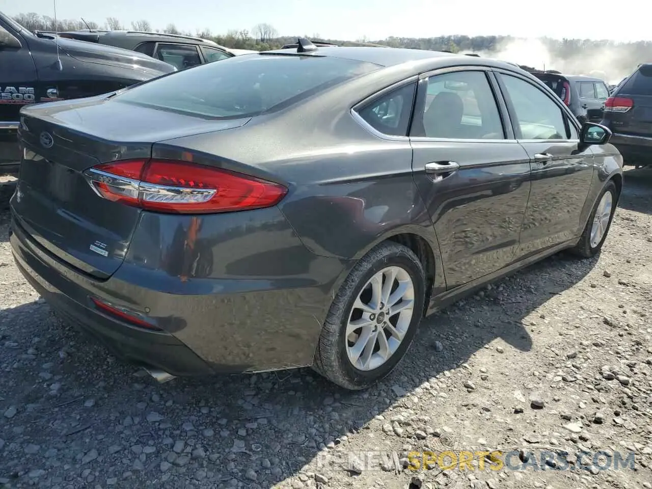 3 Photograph of a damaged car 3FA6P0HD6LR248664 FORD FUSION 2020