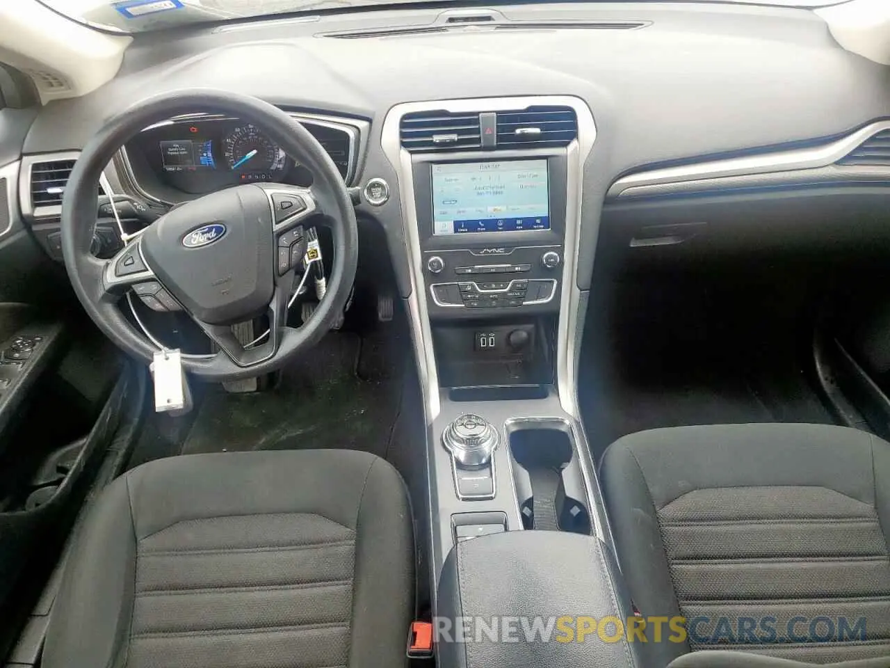 8 Фотография поврежденного автомобиля 3FA6P0HD7LR111586 FORD FUSION 2020