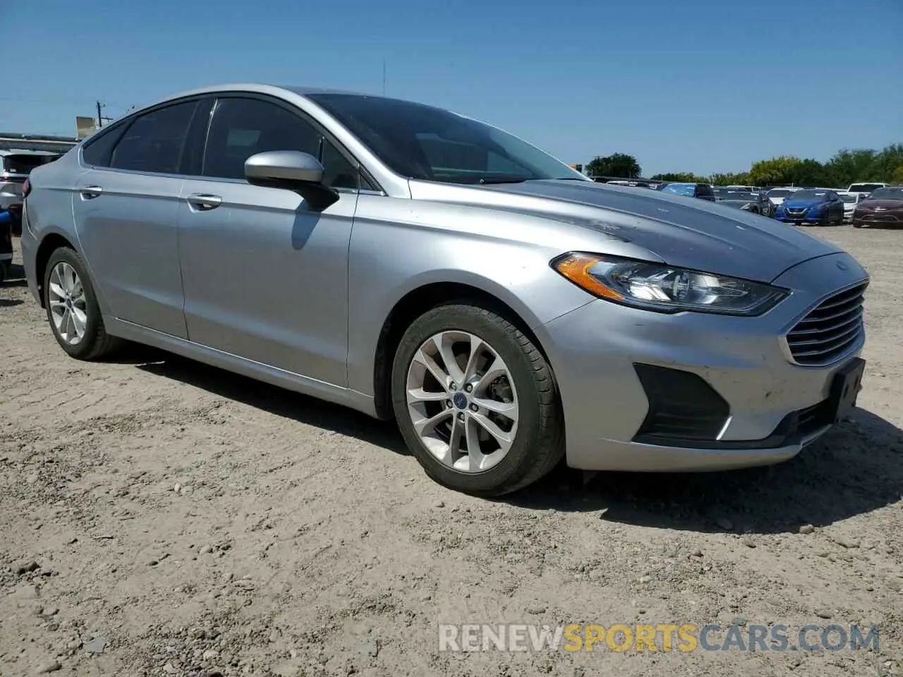 4 Фотография поврежденного автомобиля 3FA6P0HD7LR147679 FORD FUSION 2020