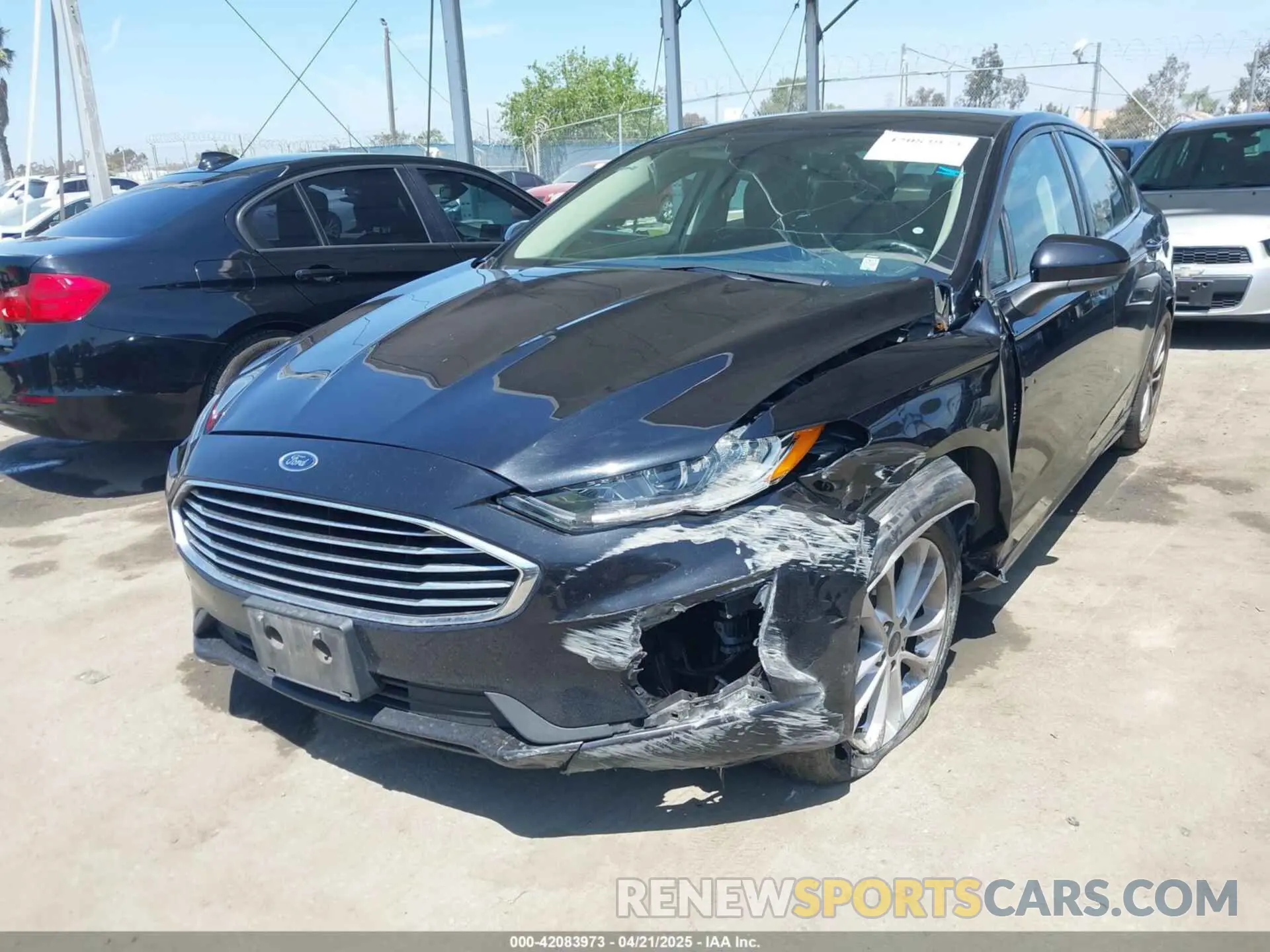 2 Photograph of a damaged car 3FA6P0HD7LR170850 FORD FUSION 2020