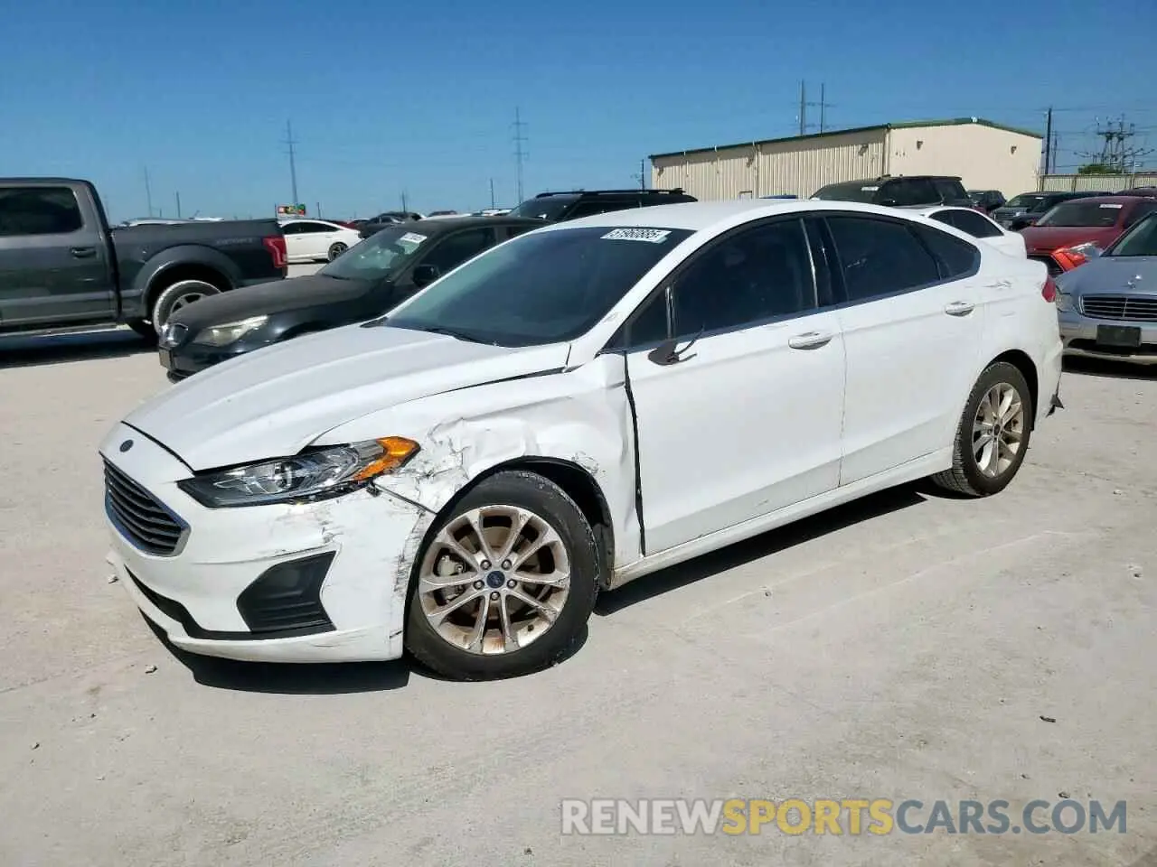 1 Photograph of a damaged car 3FA6P0HD7LR180696 FORD FUSION 2020