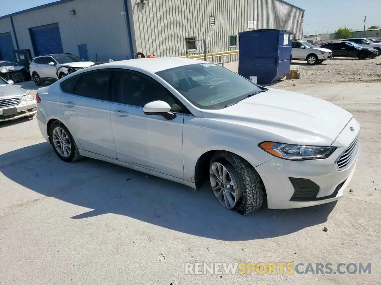 4 Photograph of a damaged car 3FA6P0HD7LR180696 FORD FUSION 2020
