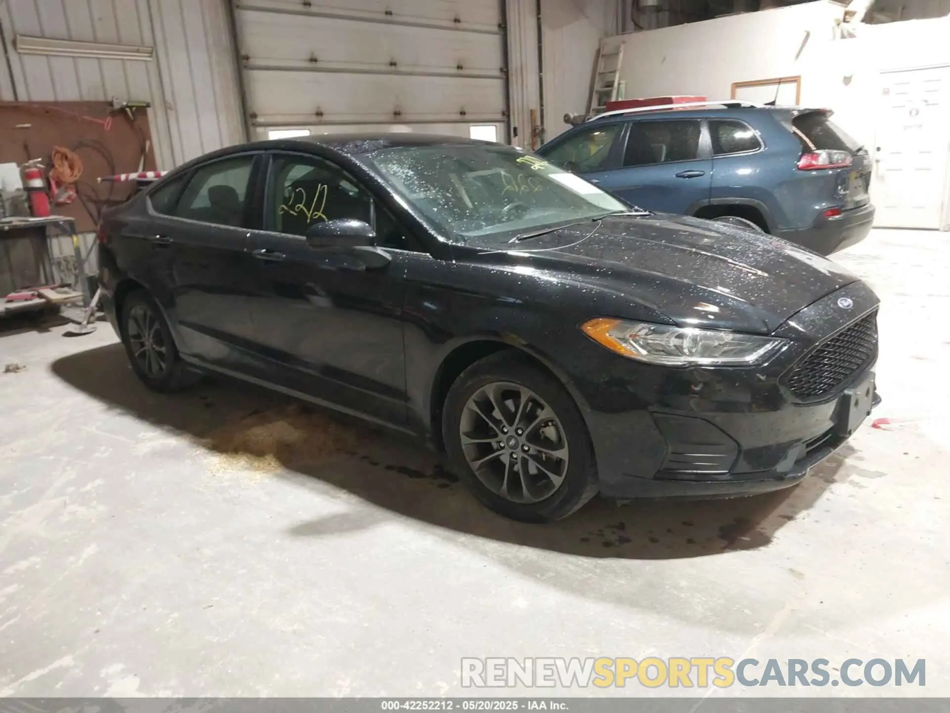1 Photograph of a damaged car 3FA6P0HD7LR264050 FORD FUSION 2020