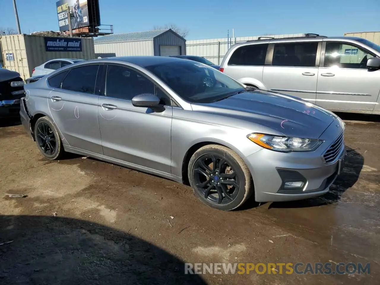 4 Photograph of a damaged car 3FA6P0HD8LR128879 FORD FUSION 2020