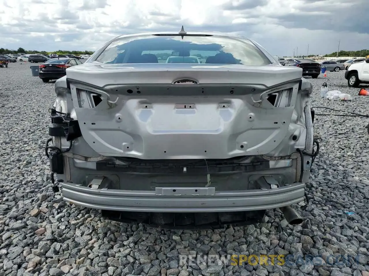 6 Photograph of a damaged car 3FA6P0HD8LR150929 FORD FUSION 2020