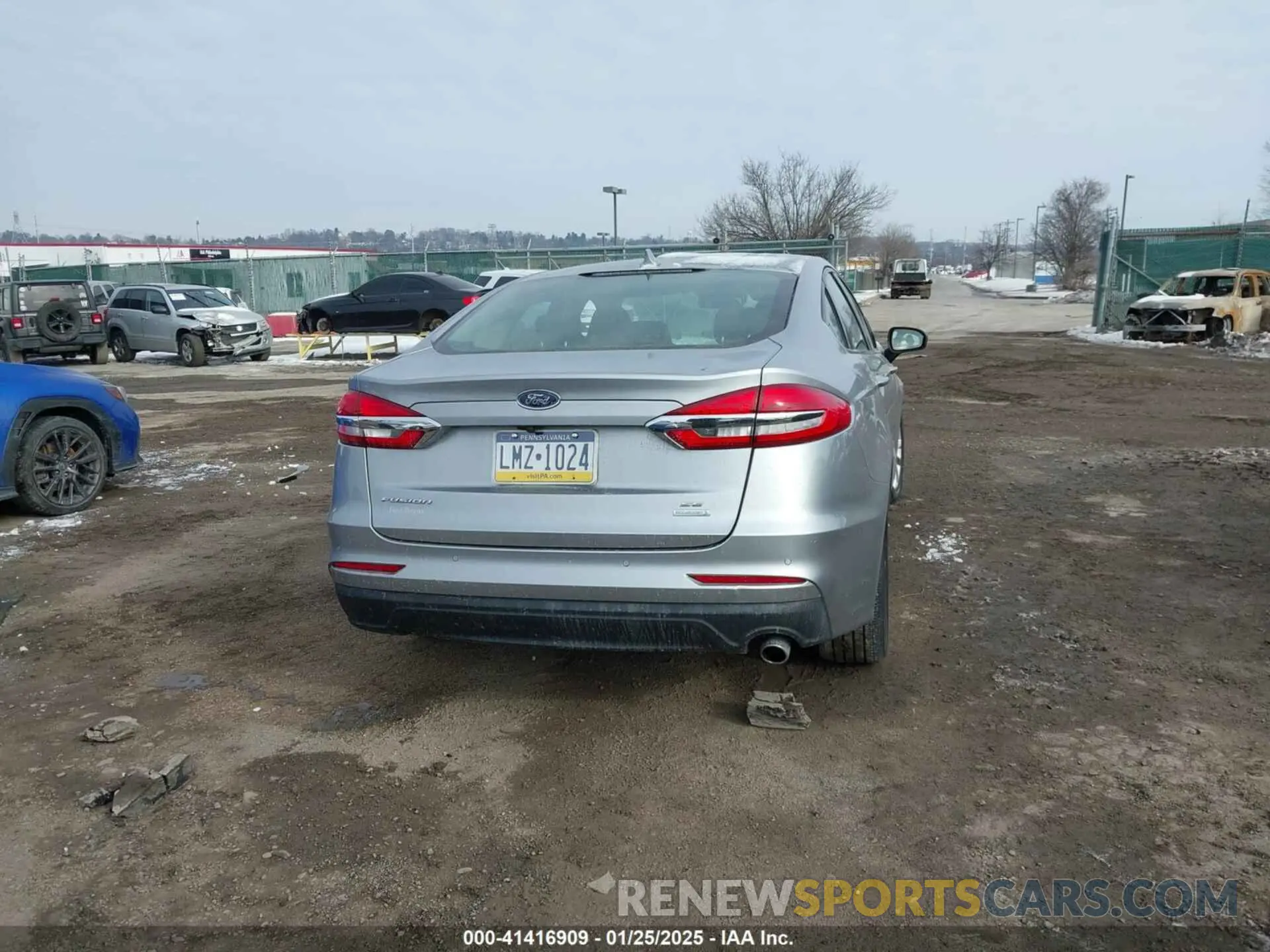 15 Фотография поврежденного автомобиля 3FA6P0HD8LR159257 FORD FUSION 2020