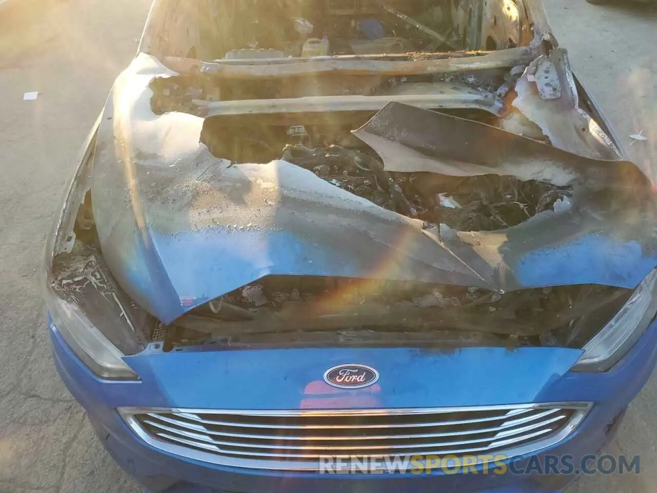 11 Photograph of a damaged car 3FA6P0HD8LR202396 FORD FUSION 2020