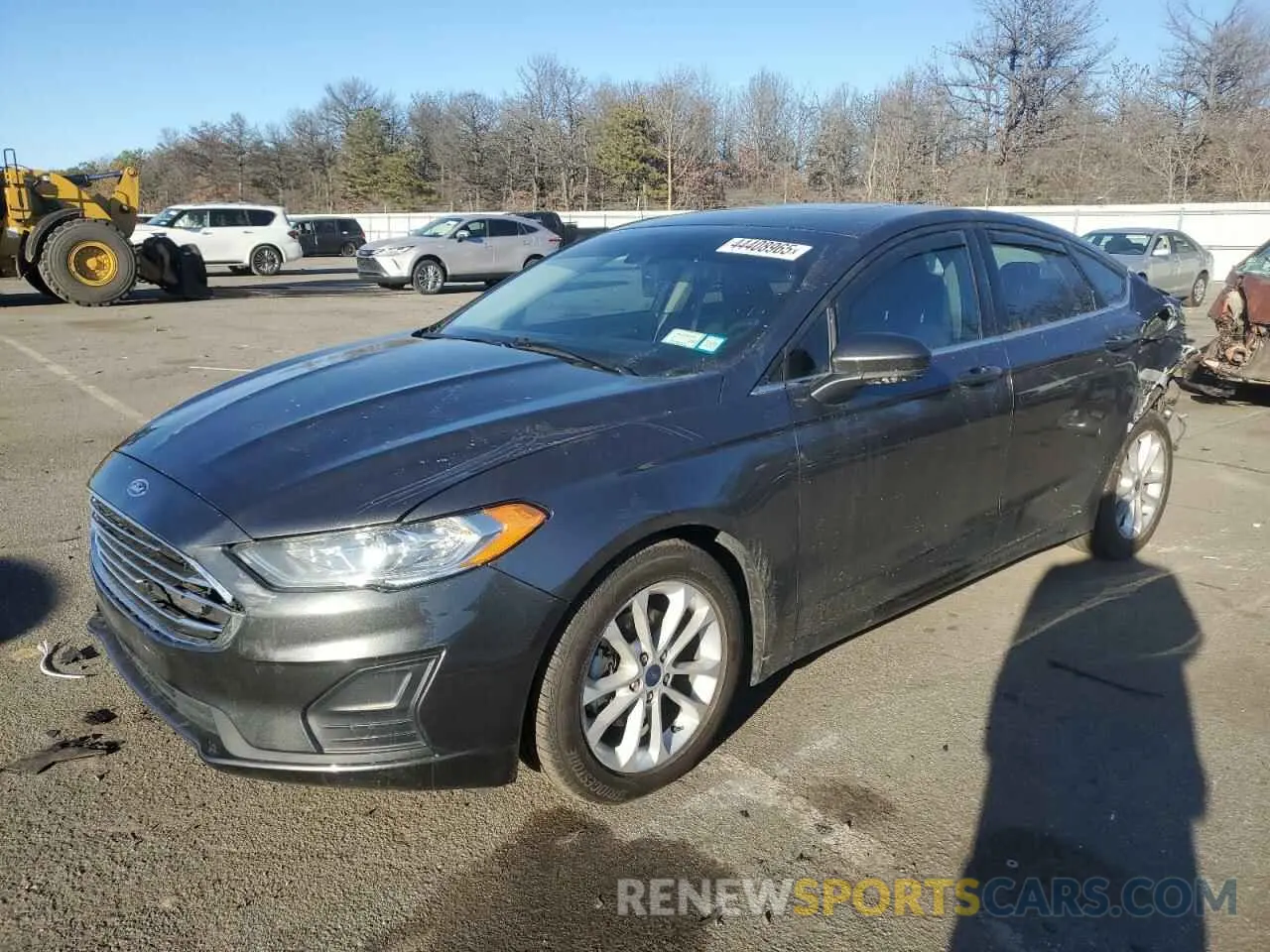1 Photograph of a damaged car 3FA6P0HD8LR221238 FORD FUSION 2020
