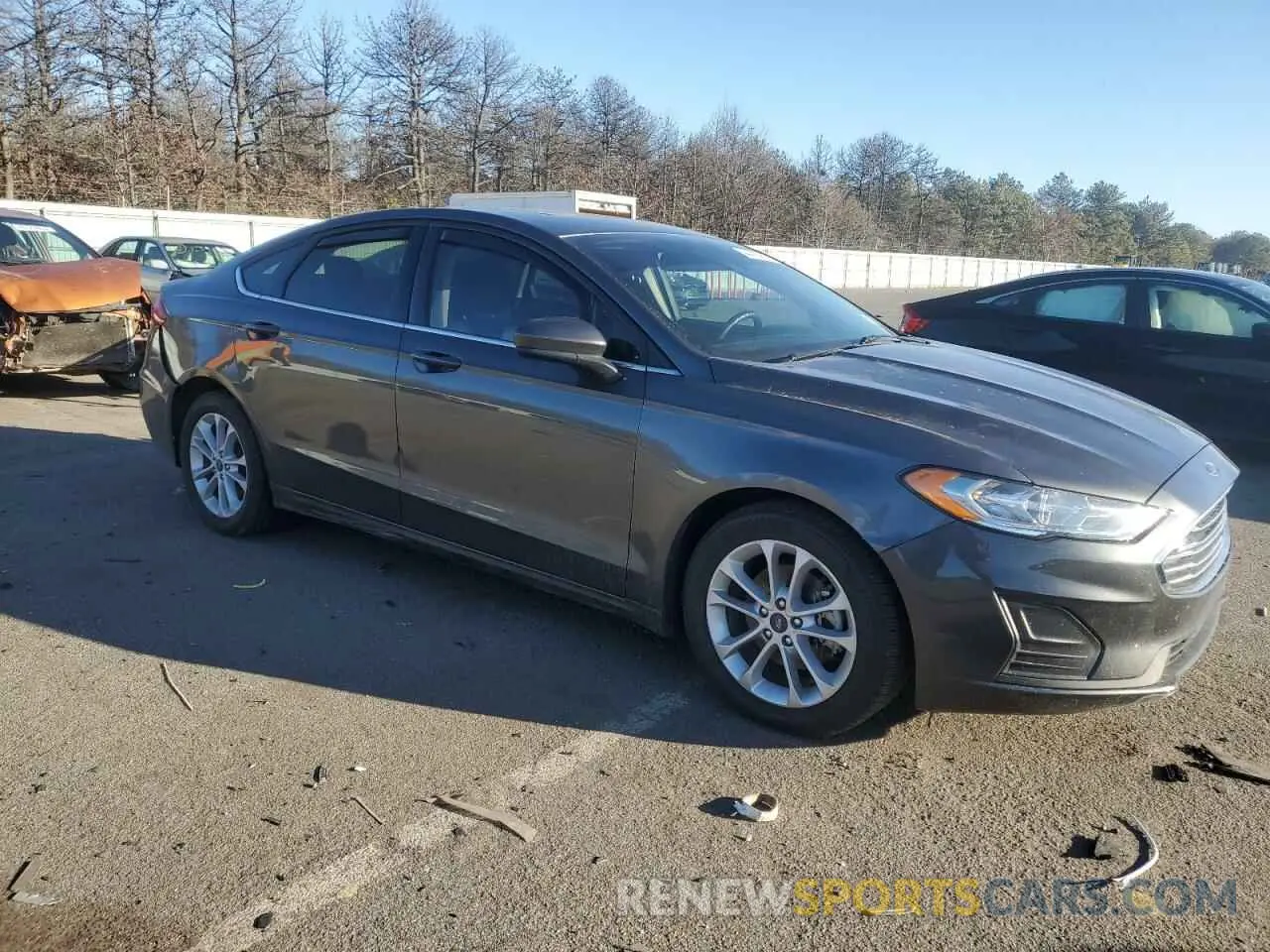 4 Фотография поврежденного автомобиля 3FA6P0HD8LR221238 FORD FUSION 2020