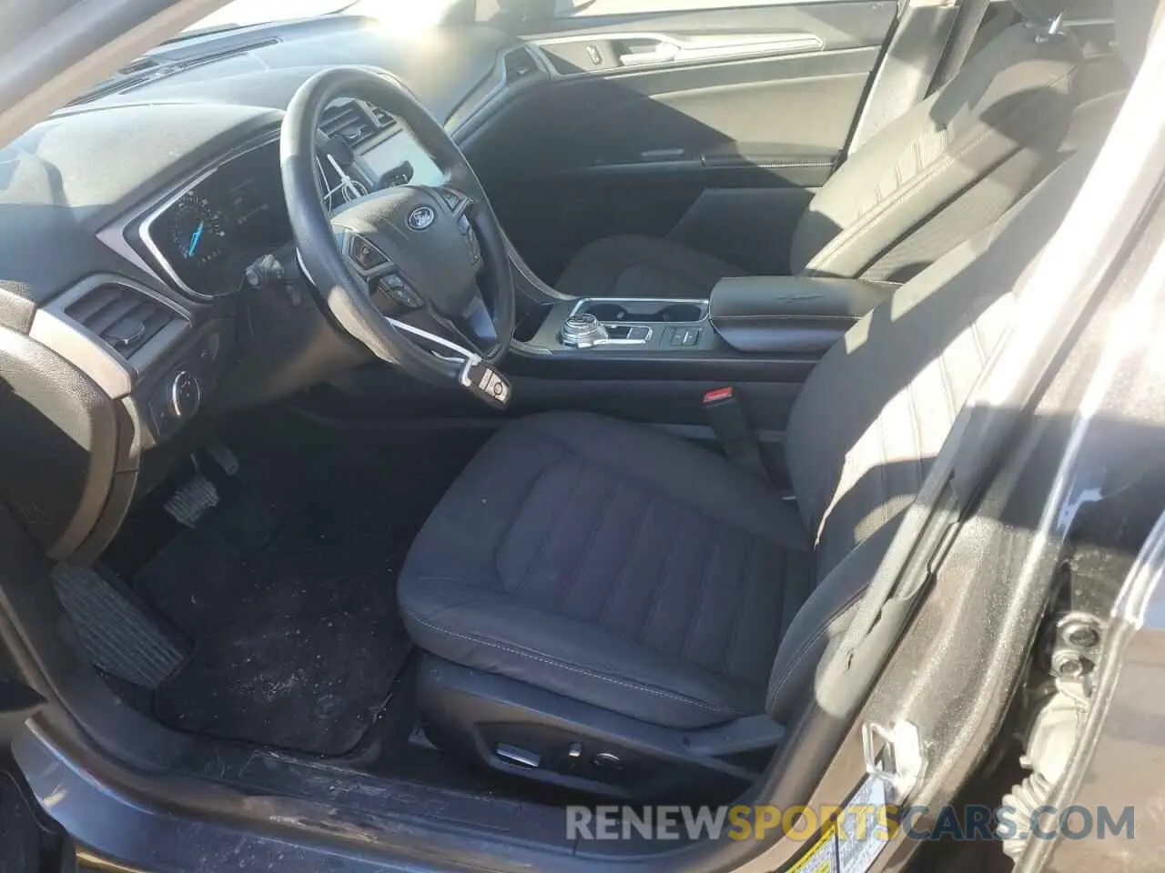 7 Фотография поврежденного автомобиля 3FA6P0HD8LR221238 FORD FUSION 2020