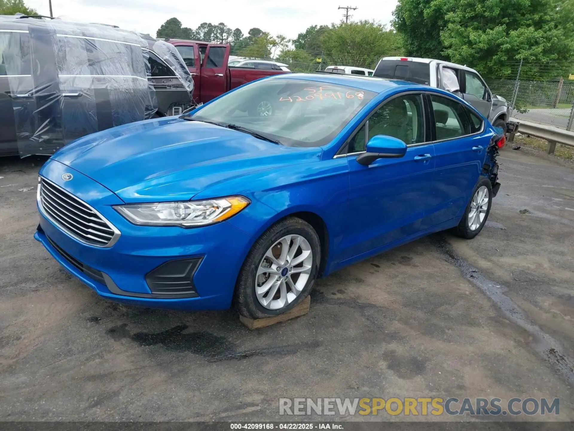 2 Фотография поврежденного автомобиля 3FA6P0HD8LR235608 FORD FUSION 2020