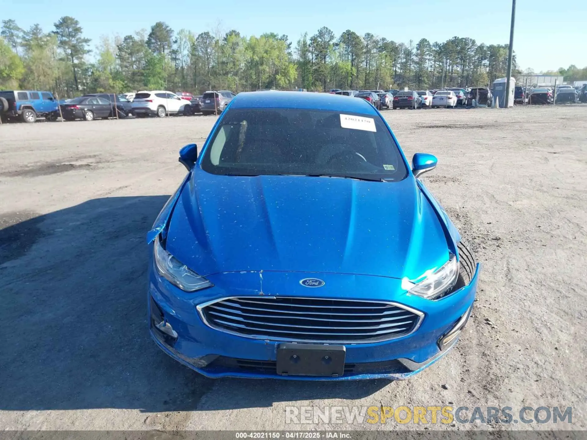 12 Photograph of a damaged car 3FA6P0HD9LR161924 FORD FUSION 2020