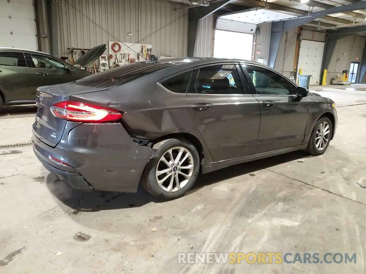 3 Photograph of a damaged car 3FA6P0HD9LR163673 FORD FUSION 2020