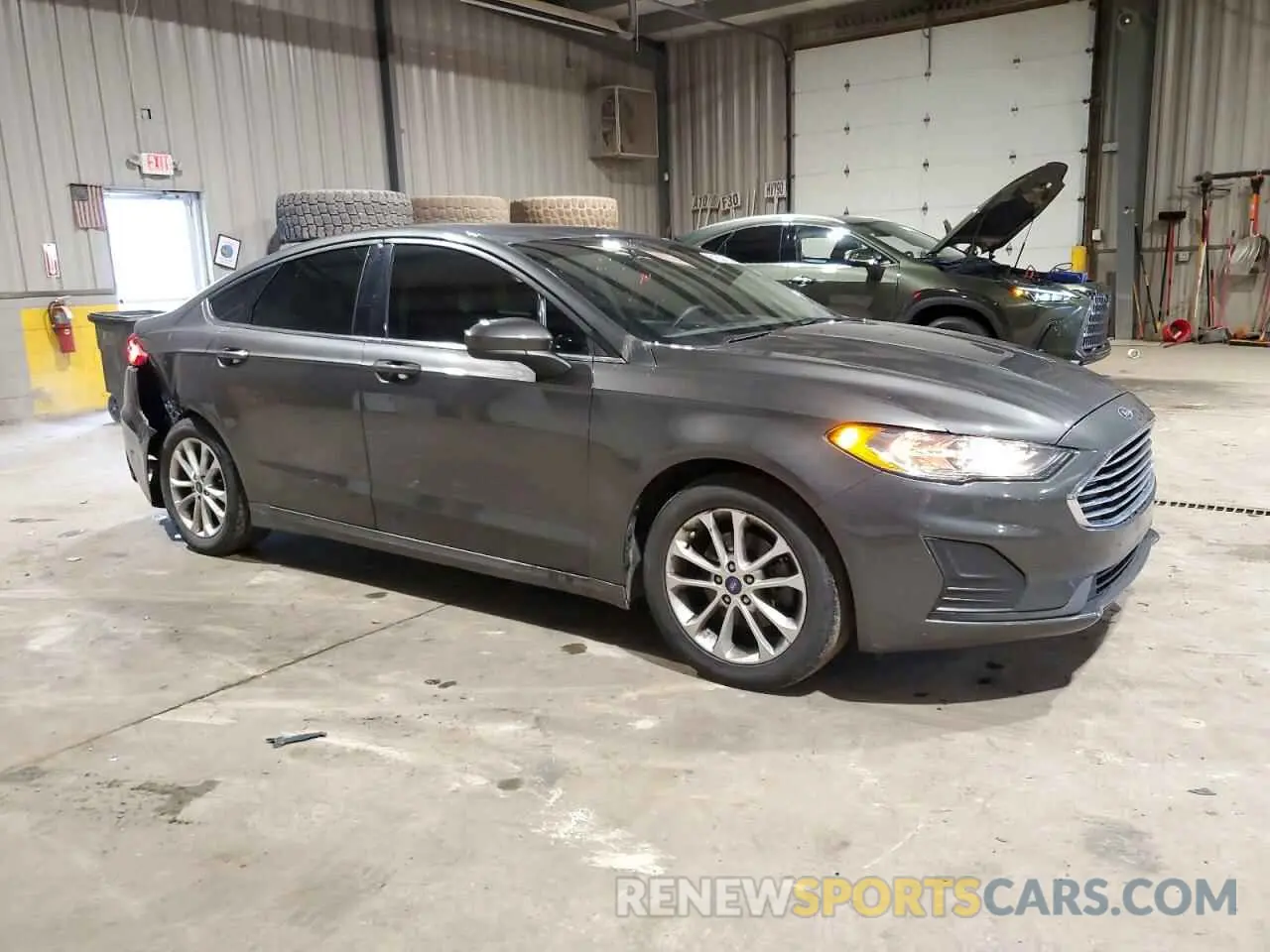 4 Photograph of a damaged car 3FA6P0HD9LR163673 FORD FUSION 2020