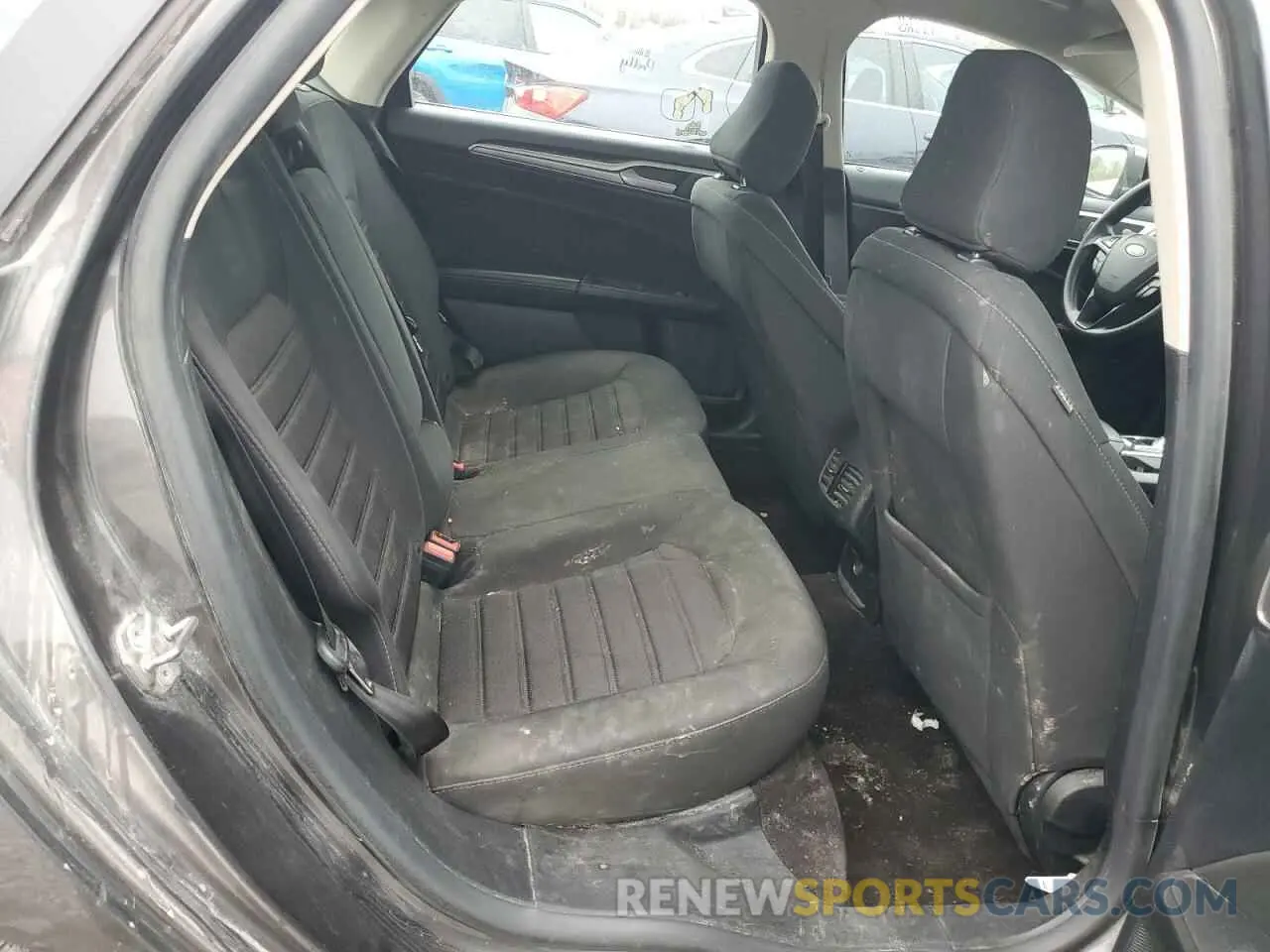 10 Фотография поврежденного автомобиля 3FA6P0HD9LR181025 FORD FUSION 2020