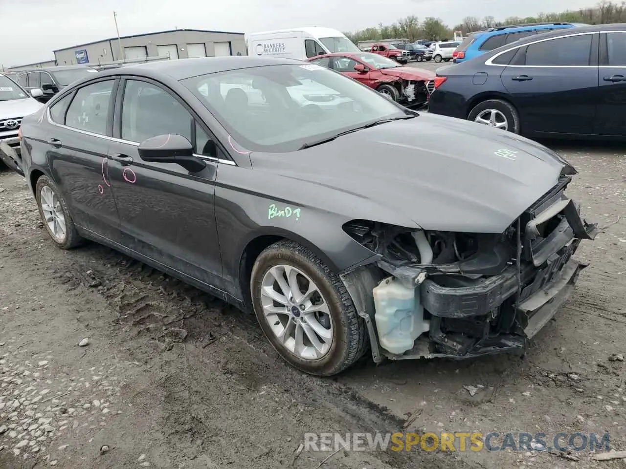 4 Фотография поврежденного автомобиля 3FA6P0HD9LR181025 FORD FUSION 2020