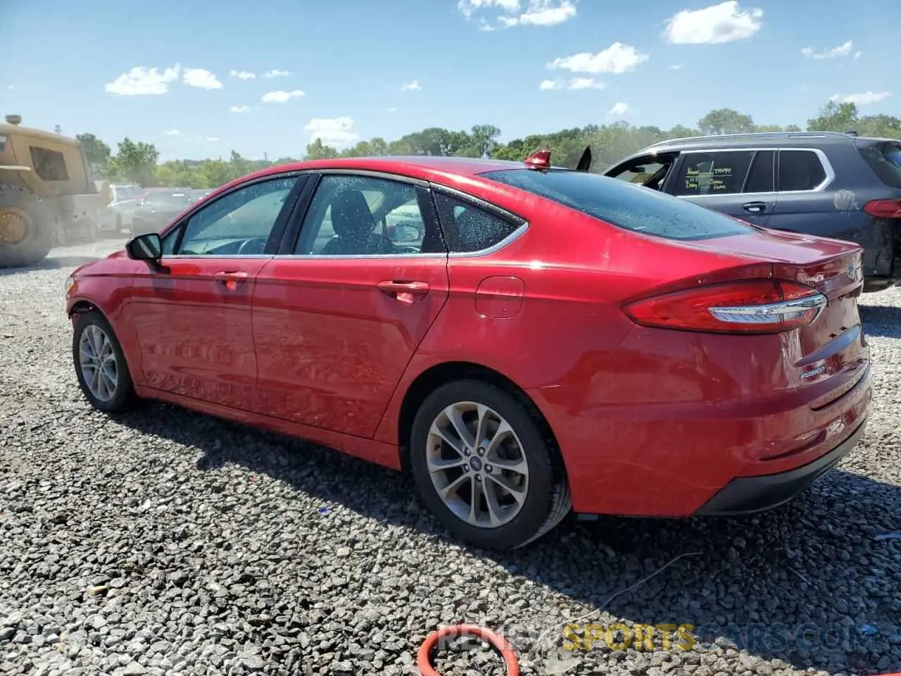 2 Фотография поврежденного автомобиля 3FA6P0HD9LR190100 FORD FUSION 2020