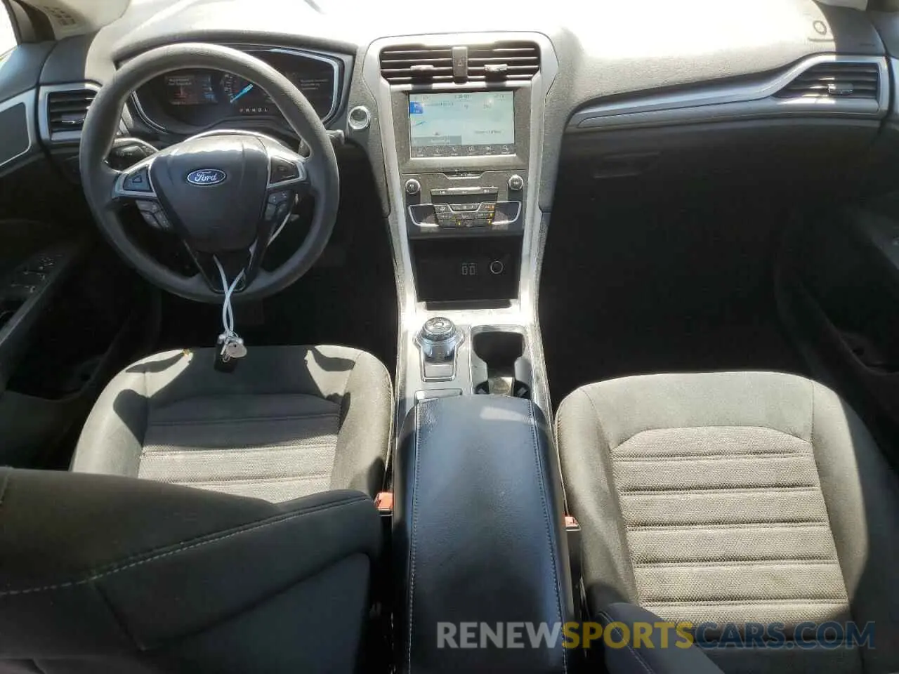 8 Фотография поврежденного автомобиля 3FA6P0HD9LR190100 FORD FUSION 2020