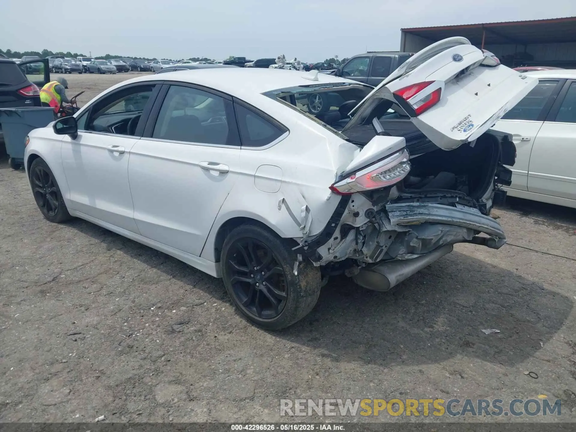 3 Photograph of a damaged car 3FA6P0HD9LR226500 FORD FUSION 2020
