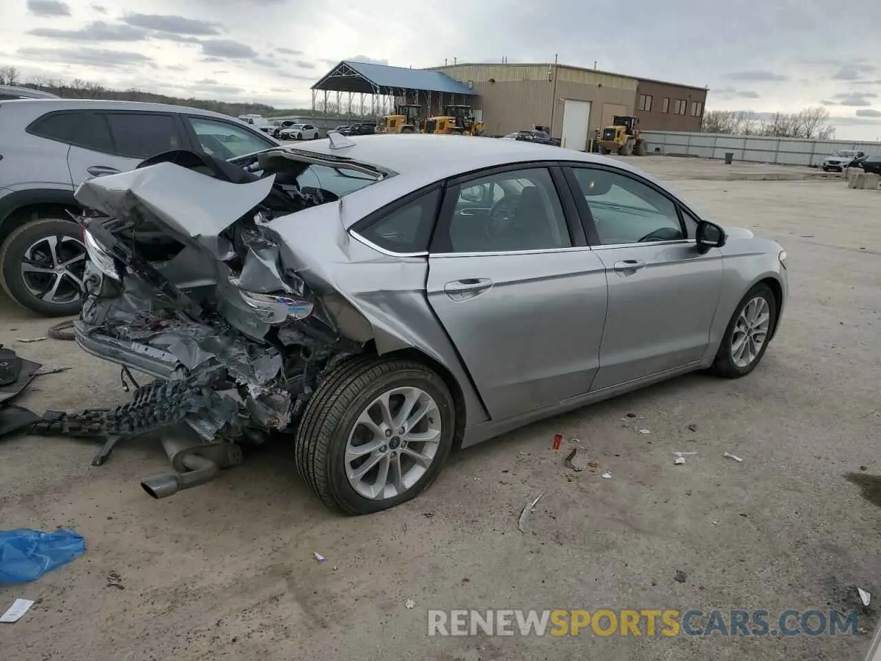3 Фотография поврежденного автомобиля 3FA6P0HD9LR232622 FORD FUSION 2020
