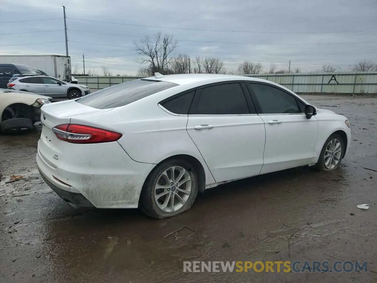 3 Фотография поврежденного автомобиля 3FA6P0HD9LR263756 FORD FUSION 2020