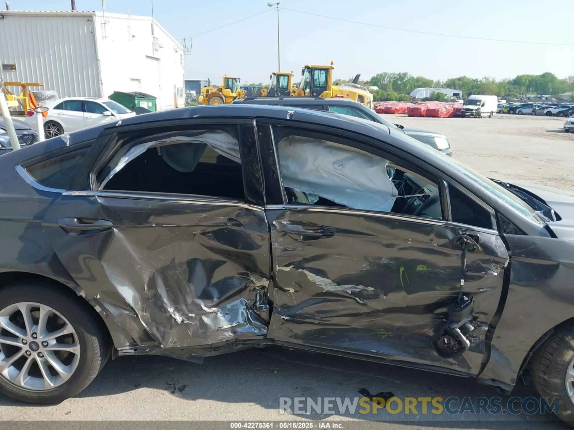 6 Фотография поврежденного автомобиля 3FA6P0HDXLR150138 FORD FUSION 2020