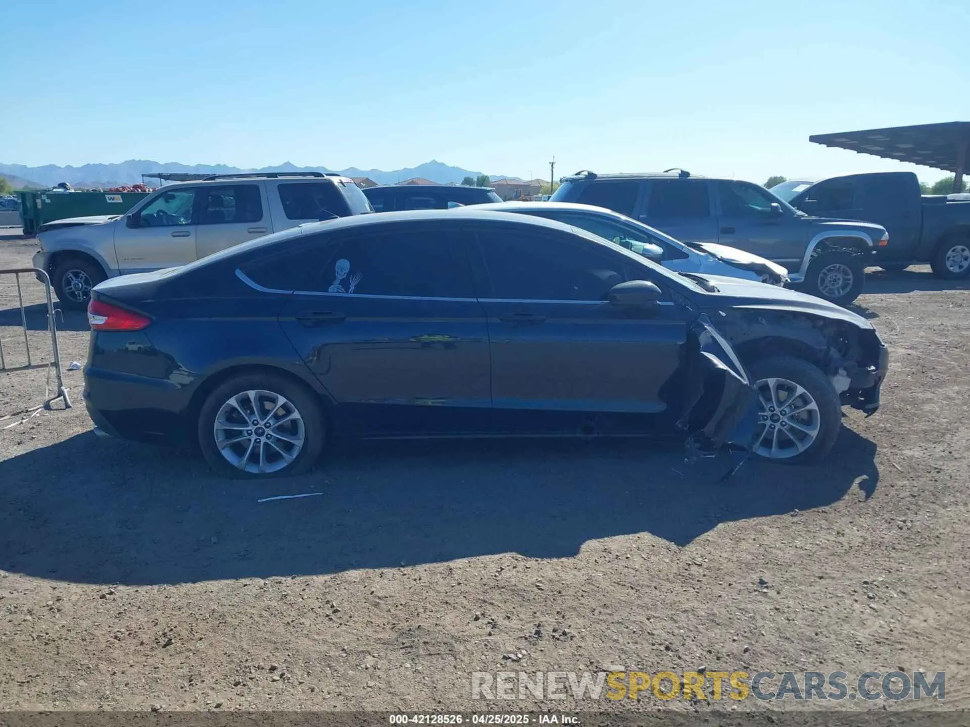 12 Фотография поврежденного автомобиля 3FA6P0HDXLR168137 FORD FUSION 2020
