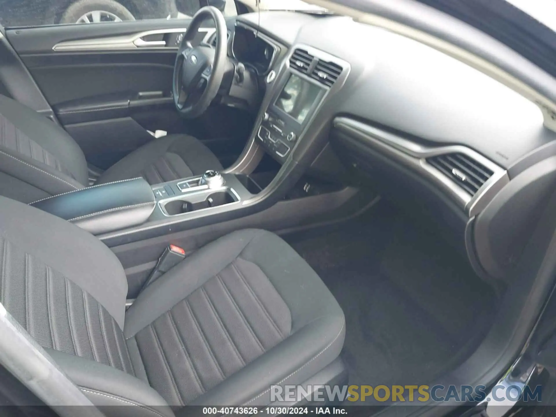 5 Фотография поврежденного автомобиля 3FA6P0HDXLR170082 FORD FUSION 2020