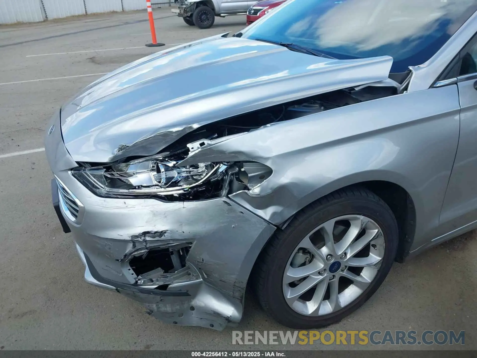 17 Фотография поврежденного автомобиля 3FA6P0HDXLR221578 FORD FUSION 2020