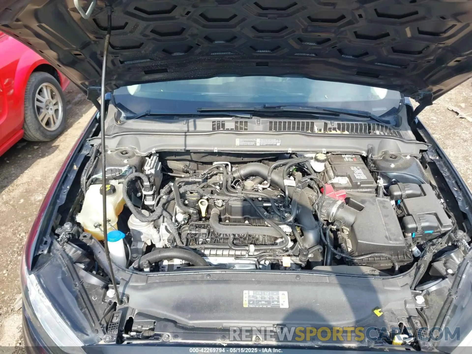 10 Photograph of a damaged car 3FA6P0HDXLR224898 FORD FUSION 2020