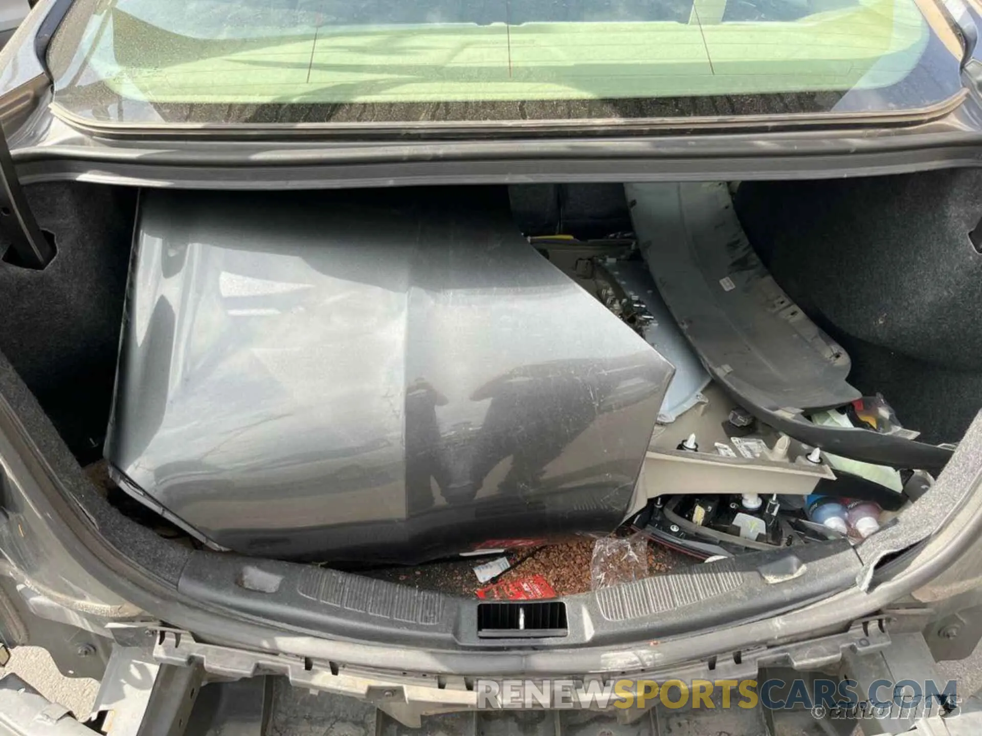 10 Photograph of a damaged car 3FA6P0HDXLR242382 FORD FUSION 2020
