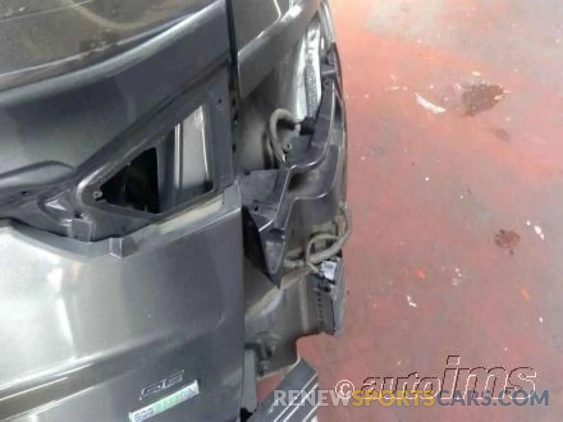 31 Photograph of a damaged car 3FA6P0HDXLR242382 FORD FUSION 2020