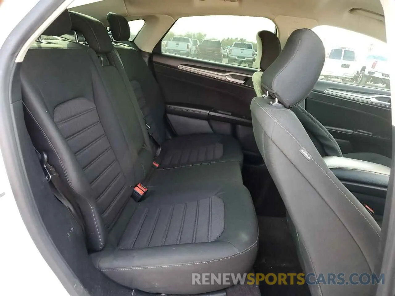 10 Фотография поврежденного автомобиля 3FA6P0HDXLR253365 FORD FUSION 2020