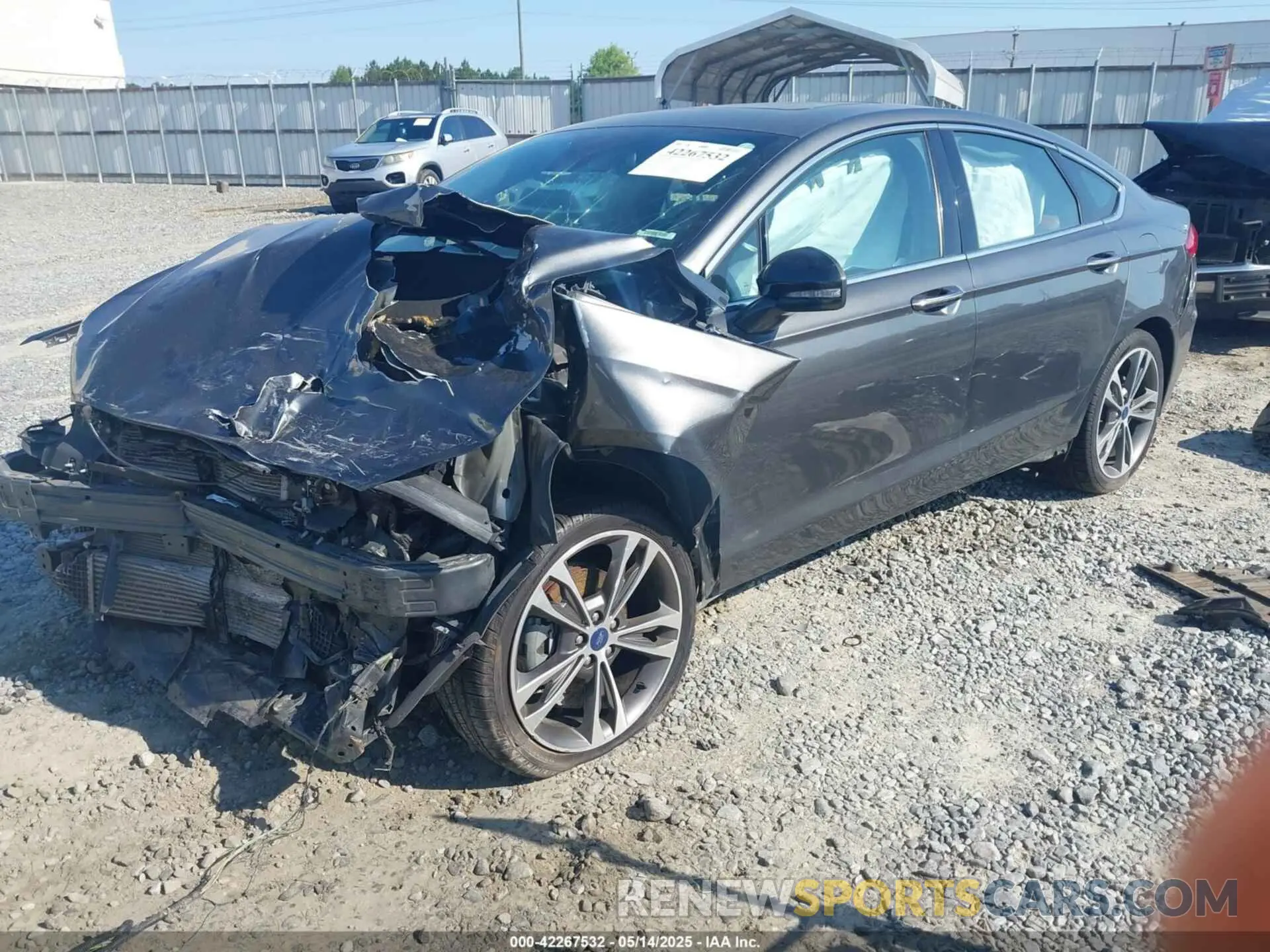 2 Photograph of a damaged car 3FA6P0K91LR175109 FORD FUSION 2020