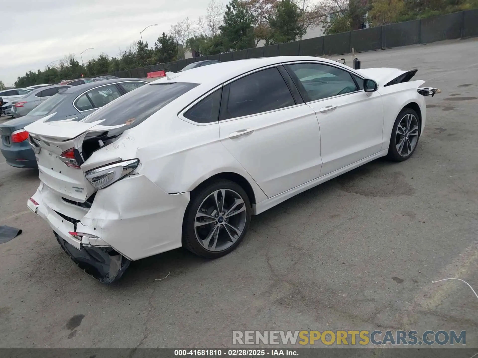 4 Photograph of a damaged car 3FA6P0K92LR103416 FORD FUSION 2020