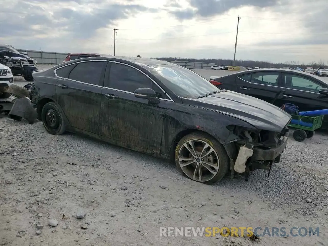 4 Фотография поврежденного автомобиля 3FA6P0K94LR138720 FORD FUSION 2020